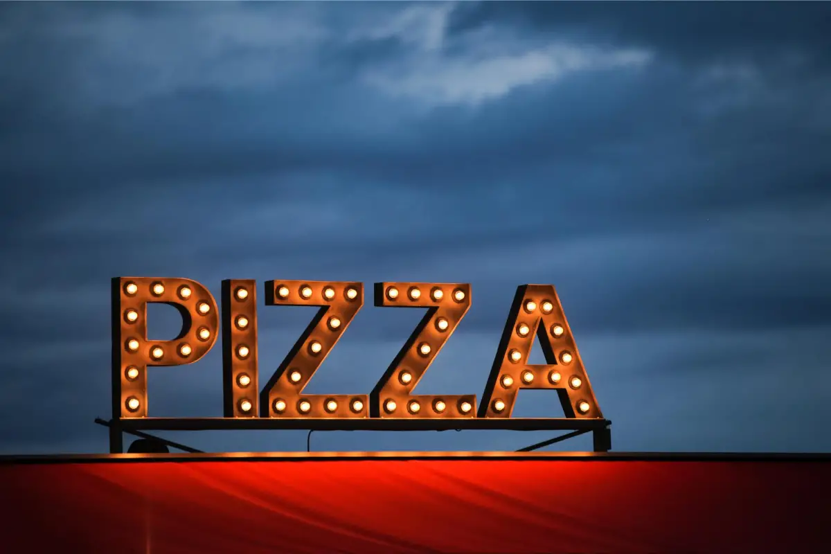 Enseigne lumineuse à Mazan